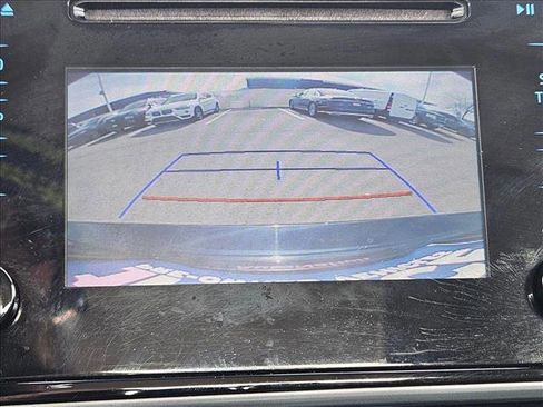 Used 2018 Toyota Corolla LE image 14