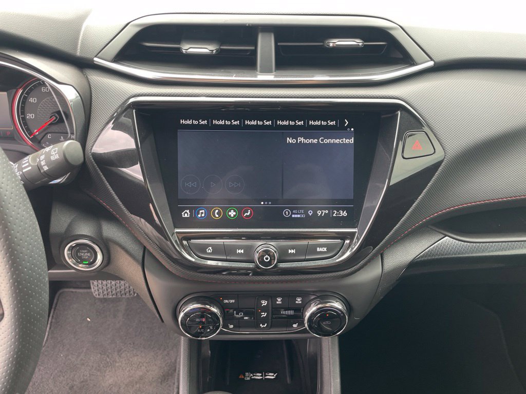 Used 2023 Chevrolet TrailBlazer RS w/ Sun and Liftgate Package FWD image 22