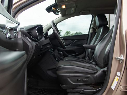 Used 2019 Buick Encore Preferred FWD image 16