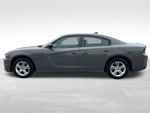 Used 2023 Dodge Charger SXT image 4
