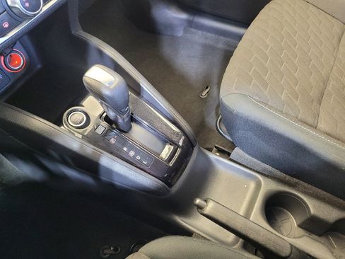 Used 2022 Nissan Kicks S FWD image 26