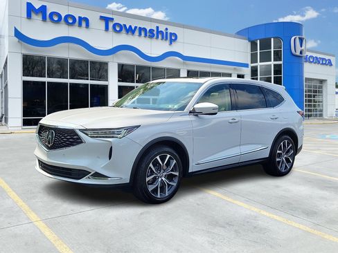 Used 2023 Acura MDX SH-AWD w/ Technology Package image 3