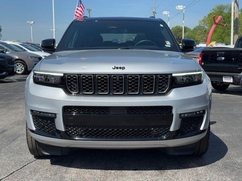 Used 2023 Jeep Grand Cherokee L Summit AWD/4WD image 9