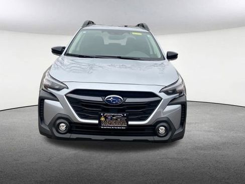 Certified 2025 Subaru Outback Premium AWD/4WD image 3
