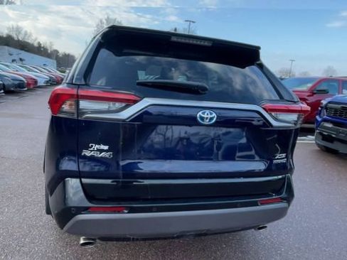 Used 2021 Toyota RAV4 XSE image 3