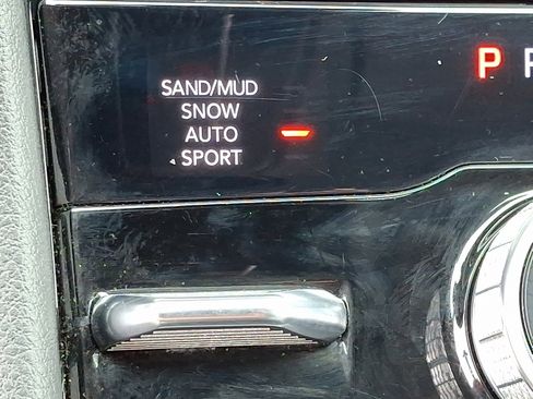 Used 2023 Jeep Grand Cherokee Limited w/ Trailer Tow Prep Group (B) image 28