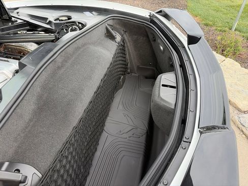 Used 2023 Chevrolet Corvette Stingray Preferred Cpe w/ Z51 Performance Package RWD image 40