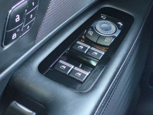 Certified 2024 Lincoln Nautilus Reserve w/ Jet Appearance Package (87T) image 23