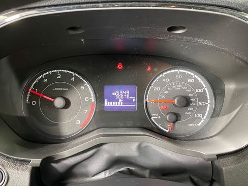 Used 2021 Subaru Crosstrek 2.0i image 13