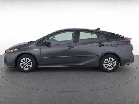 Used 2017 Toyota Prius Four w/ Advanced Technology Package FWD image 4