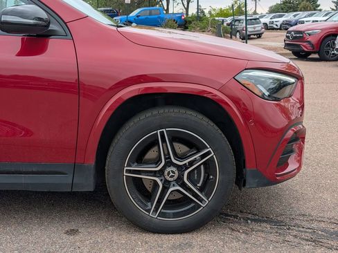 Certified 2025 Mercedes-Benz GLA 250 4MATIC image 9