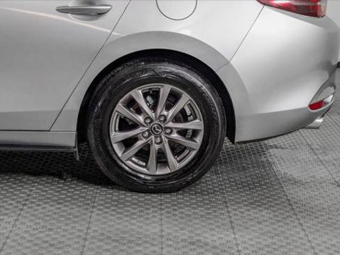 Used 2021 MAZDA MAZDA3 Sedan FWD image 33