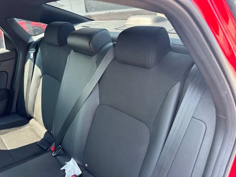 Used 2023 Honda Civic Sport image 5