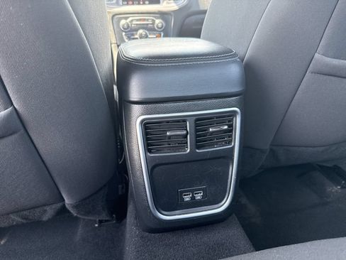 Used 2023 Dodge Charger SXT RWD image 24