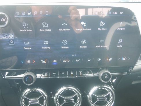 New 2026 Chevrolet Blazer EV LT image 17