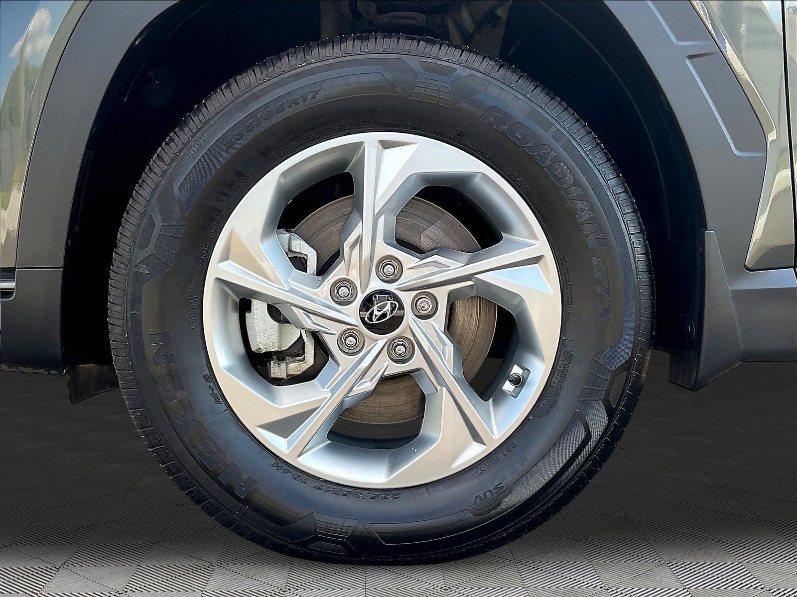 Certified 2023 Hyundai Tucson SEL AWD/4WD image 32