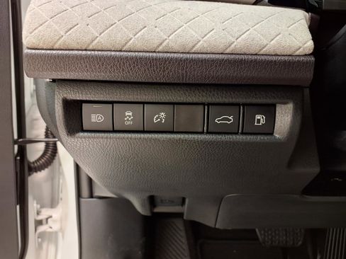 New 2026 Toyota Camry XLE FWD image 22