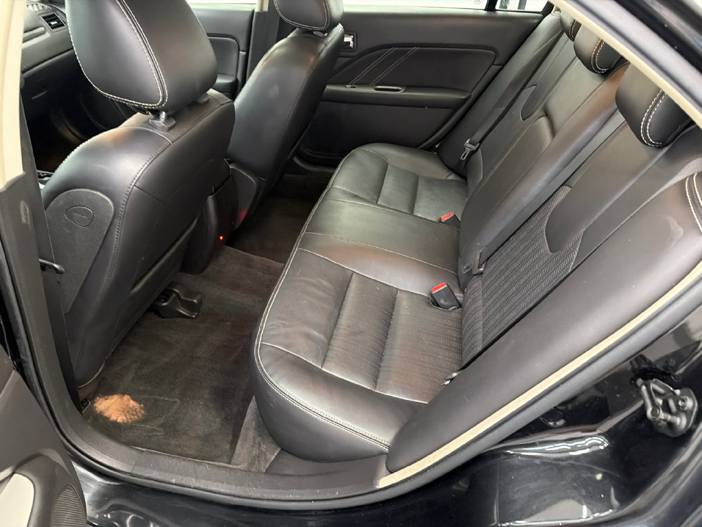 Used 2010 Ford Fusion Sport FWD image 20