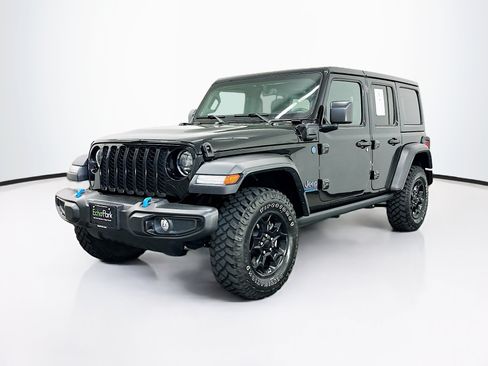 Used 2023 Jeep Wrangler Unlimited w/ Cold Weather Group AWD/4WD image 3