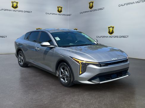 Used 2025 Kia K4 EX FWD image 7