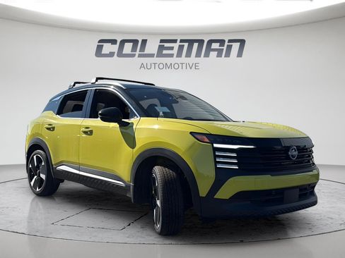 New 2026 Nissan Kicks SR image 7