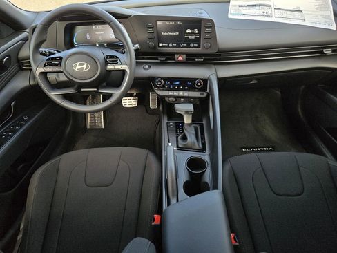 New 2026 Hyundai Elantra Sport image 19