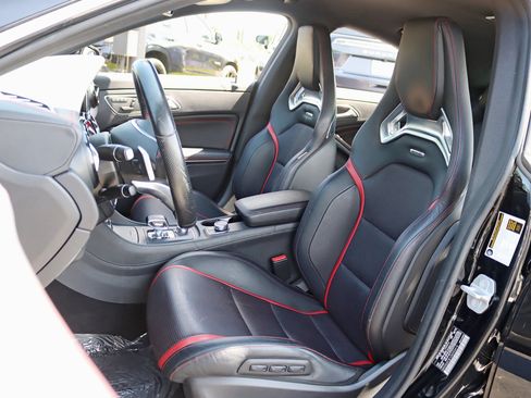 Used 2016 Mercedes-Benz CLA 45 AMG 4MATIC w/ Premium Package image 28