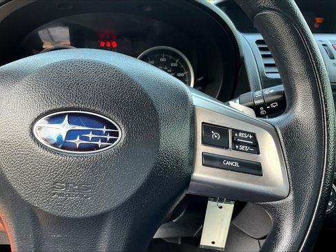 Used 2014 Subaru Crosstrek 2.0i Premium AWD/4WD image 12