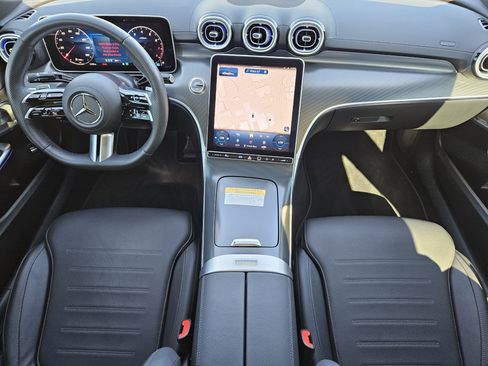 Used 2025 Mercedes-Benz C 300 Sedan image 25
