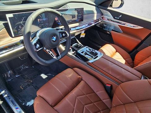 New 2026 BMW 740i RWD image 3