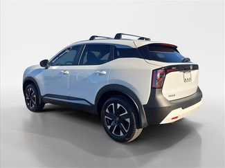 New 2026 Nissan Kicks SV w/ SV Premium Package AWD/4WD video 3