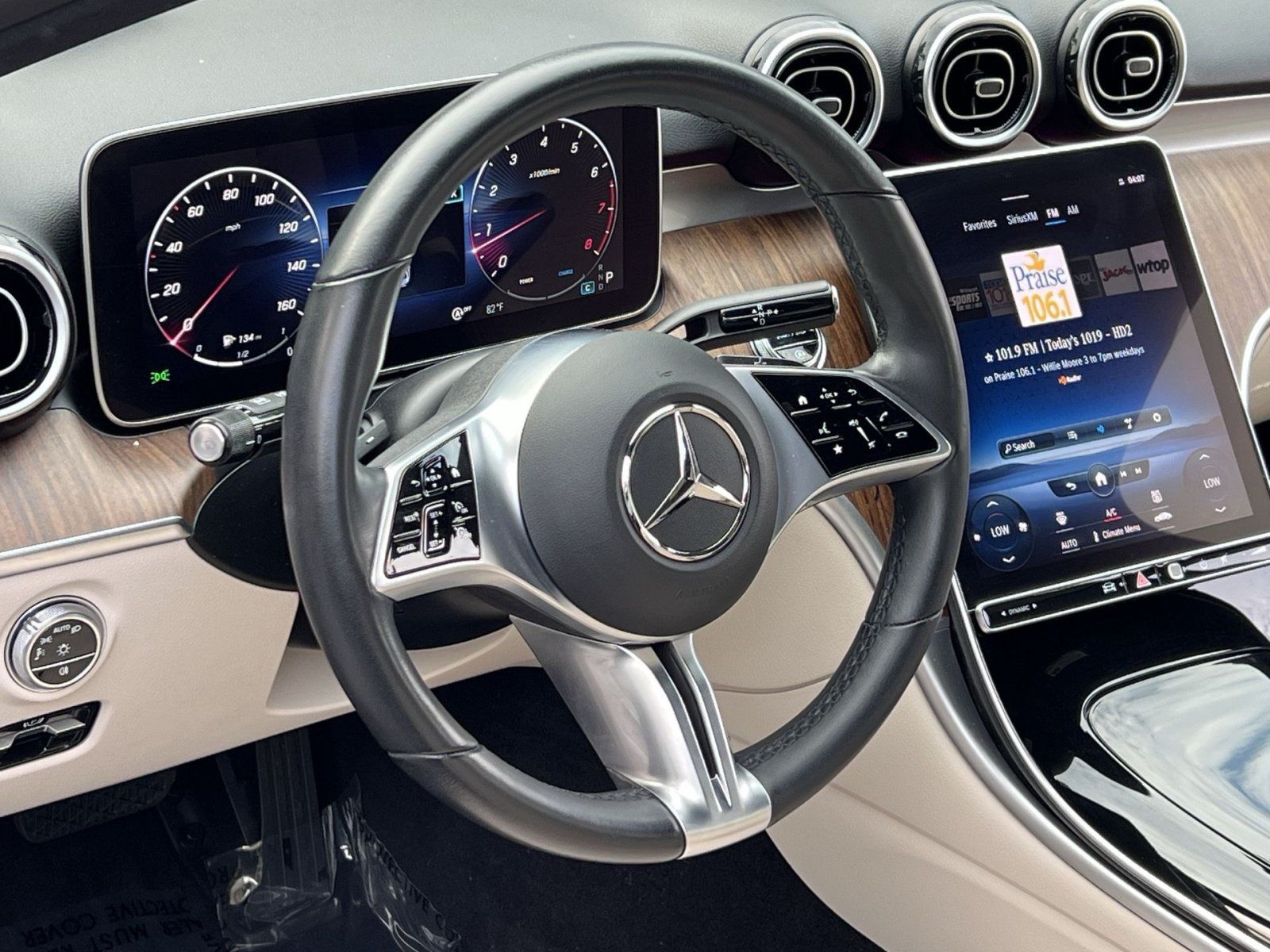 Used 2023 Mercedes-Benz C 300 4MATIC Sedan image 21