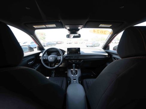 Certified 2024 Honda HR-V Sport image 19