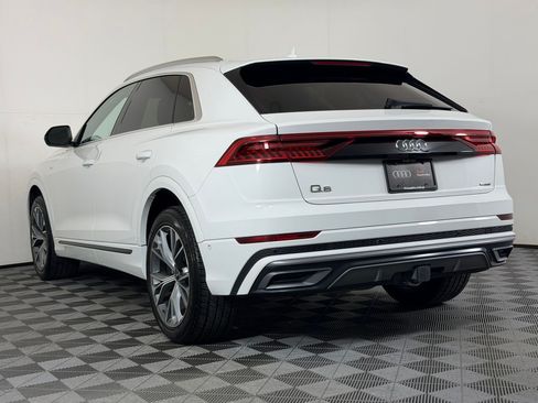 Used 2023 Audi Q8 Premium Plus w/ Premium Plus Package AWD/4WD image 3