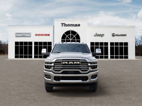 New 2026 RAM 2500 Laramie AWD/4WD image 6