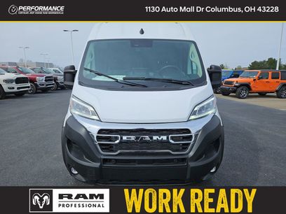 New 2025 RAM ProMaster 2500 w/ Quick Order Package 22G SLT