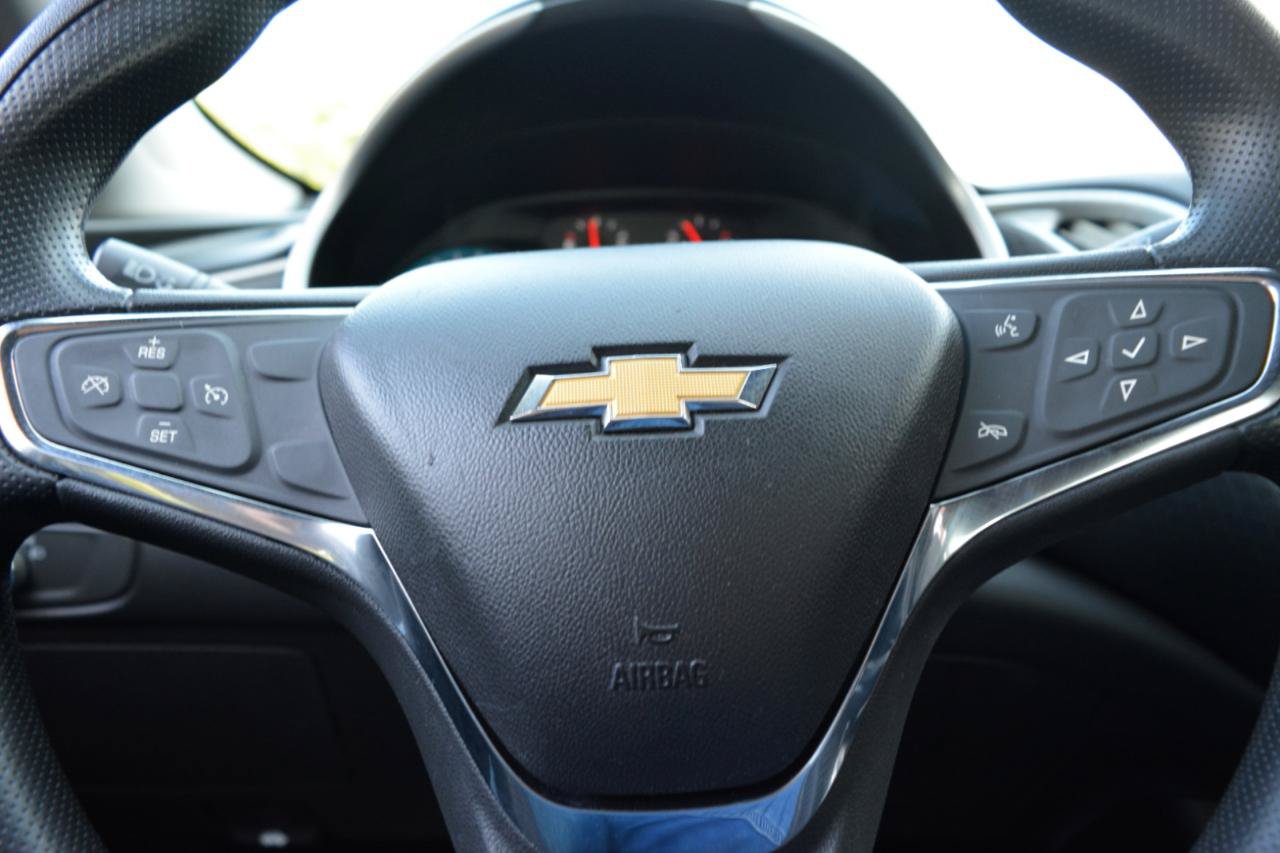 Used 2017 Chevrolet Malibu LS FWD image 19