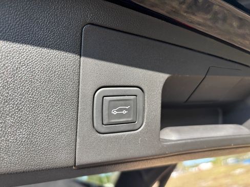 Used 2023 Cadillac XT5 Premium Luxury w/ Technology Package image 34