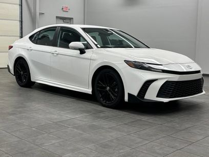 Used 2025 Toyota Camry SE