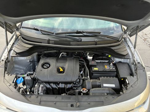 Used 2025 Kia Soul LX w/ LX Technology Package image 30