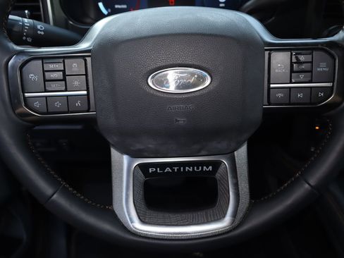 Used 2023 Ford F250 Platinum w/ FX4 Off-Road Package AWD/4WD image 11