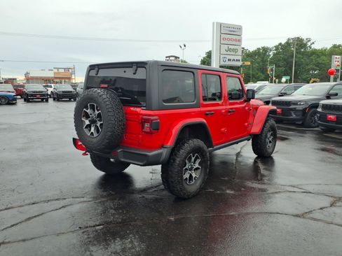 Used 2018 Jeep Wrangler Unlimited Rubicon w/ Dual Top Group AWD/4WD image 6