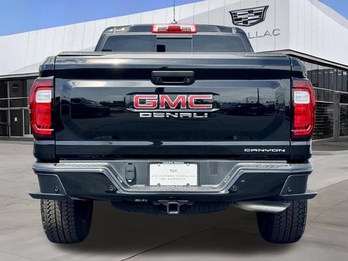 Used 2026 GMC Canyon Denali AWD/4WD image 7