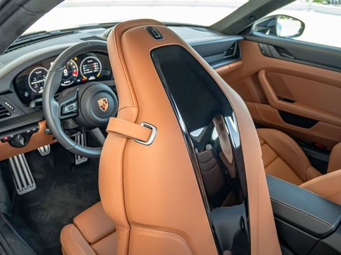 Certified 2026 Porsche 911 GT3 RWD image 7