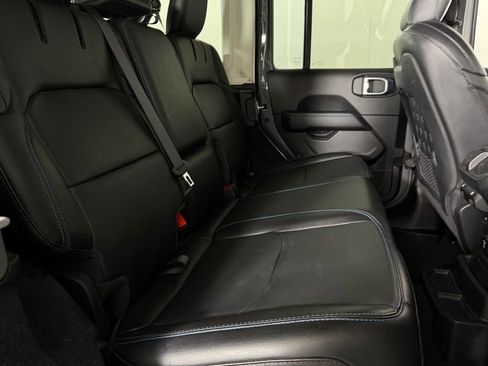 Used 2021 Jeep Wrangler Unlimited Rubicon 4xe w/ Steel Bumper Group AWD/4WD image 31