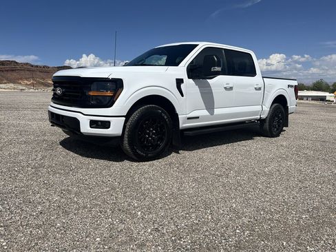 Used 2025 Ford F150 XLT w/ Equipment Group 301A Standard AWD/4WD image 4