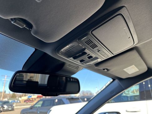 Used 2020 Honda CR-V Touring image 68