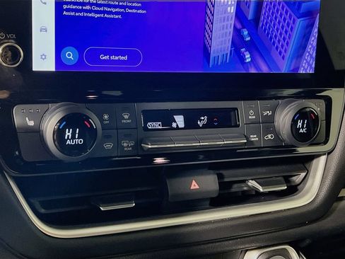 Certified 2024 Toyota Grand Highlander AWD image 14
