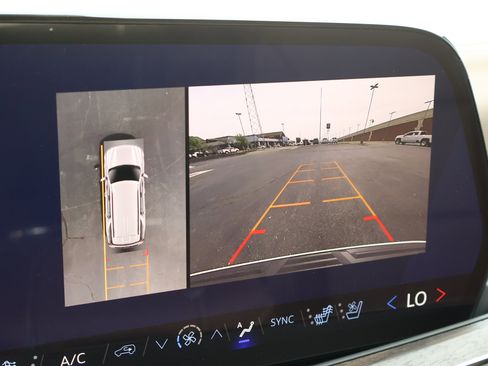 New 2026 Chevrolet Tahoe High Country AWD/4WD image 23