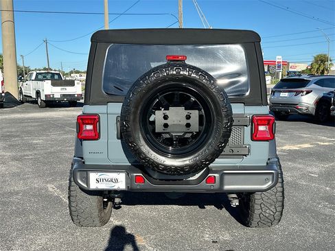 Used 2024 Jeep Wrangler Sport S image 6